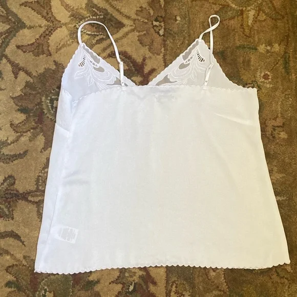 NWOT!  EXPRESS White Satin Lace Trim Camisole. - Picture 2 of 8